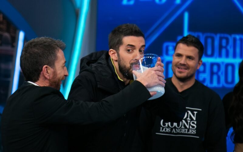 ‘La revuelta’ y ‘El hormiguero’ completan la temporada con un empate técnico con ventaja de Broncano