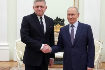 El eslovaco Robert Fico visita a Putin en Moscú tras un contencioso con Ucrania por el tránsito del gas ruso