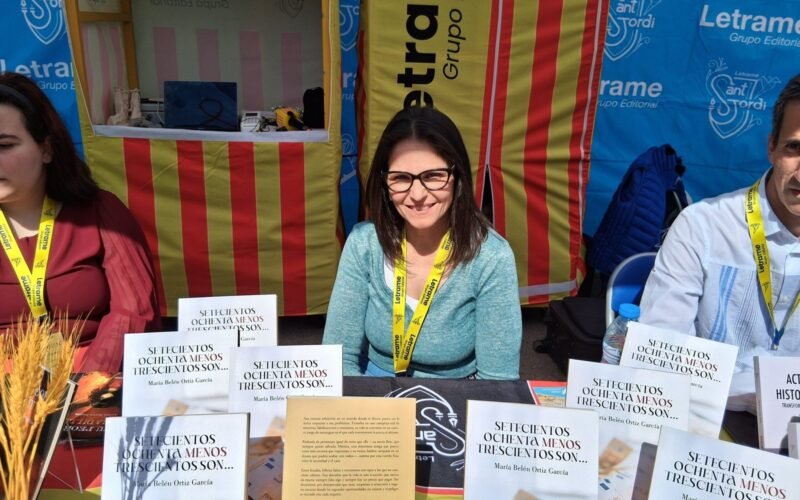 María Belén Ortiz presentó su ópera prima en Sant Jordi 2025 con la Editorial Letrame