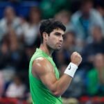 Alcaraz vuelve tras Australia con una victoria de seriedad y calma