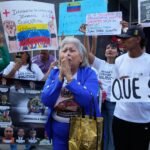 Nuevas protestas frente a la Asamblea Nacional en Venezuela: “La ley de amnistía excluye a la mitad de los presos políticos”