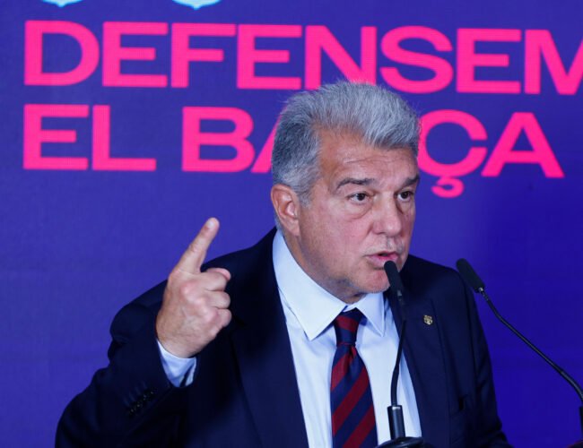 Xavi critica que Laporta dijo «no» a Messi y se inicia una guerra total en el Barça: «Xavi perdía y Flick gana»