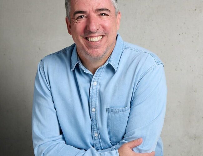 Roy Makaay: «Roberto Carlos no controló bien porque el campo estaba un poco mal, cada mes de marzo me hablan de ese gol»