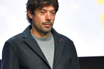 La deriva de Óscar Freire, un tipo peculiar: orden de alejamiento, desapariciones y comentarios impropios: »No me lo puedo creer se conocen desde niños»