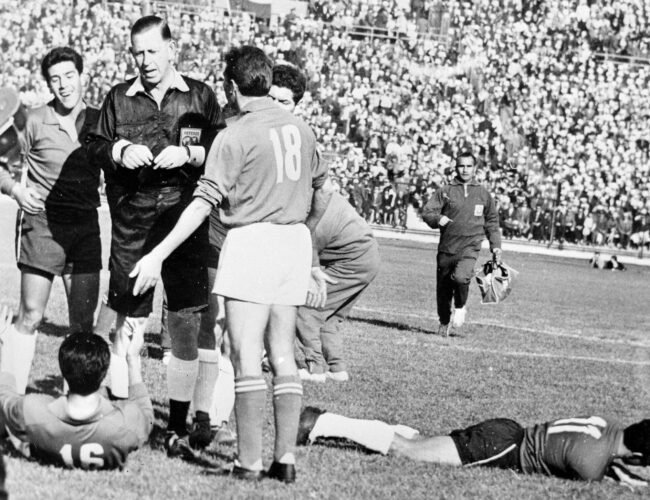 El partido de fútbol más salvaje: «La exhibición más estúpida, espantosa, repugnante y vergonzosa de la historia de este juego»
