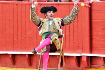 Morante de la Puebla y David de Miranda se reparten los premios de la feria del Abril