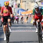 El noruego Dversnes-Lavik sorprende a los velocistas del Giro en el meta de Milán