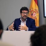 El Ministerio de Trabajo se compromete a estudiar con los sindicatos una reforma del despido laboral en España