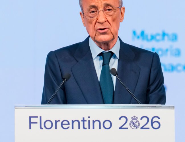Riquelme insiste en que el anuncio sobre Klopp estaba «pactado», critica la «crisis económica» y Florentino le acusa de «bulos»