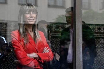 Peinado se marcha de vacaciones y deja en manos del juez sustituto la decisión de autorizar el viaje de Begoña Gómez a la cumbre de la OTAN