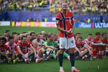 La pequeña Noruega española entona el grito vikingo: el ‘ru’ de Haaland