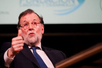 Indignación en Francia por las palabras de Rajoy sobre su selección e insulto de Óscar Puente: «Es un zoquete post franquista corrupto»
