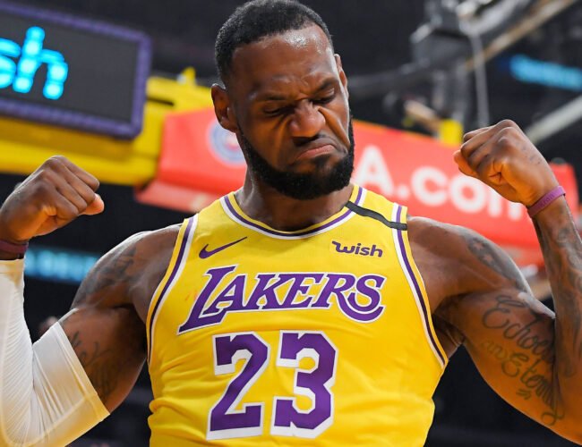 LeBron James sorprende al anunciar su fichaje por los Philadelphia 76ers