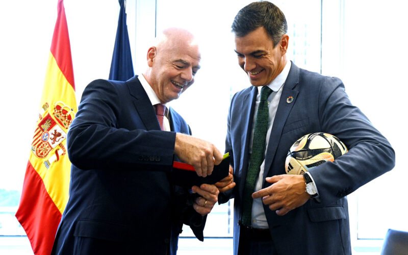 Y, al fondo, el fútbol (y Florentino): la tensa relación entre Marruecos y España por la final