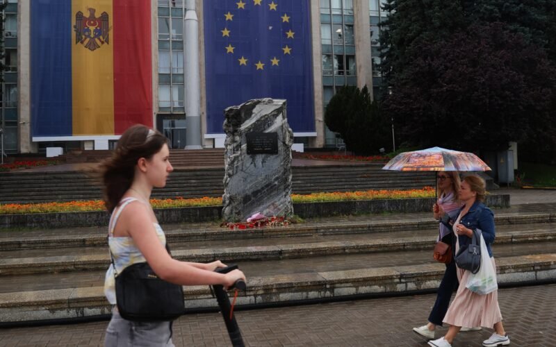 Moldavia intenta levantar un muro frente a la desinformación rusa en su camino a la UE