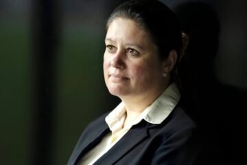 Jeanette Serritzlev, analista militar: “Las crisis ya están aquí; no se trata de tener miedo, sino de estar preparados”