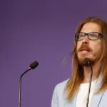 Podemos considera «patético» que Sánchez mantenga a la directora de la Guardia Civil