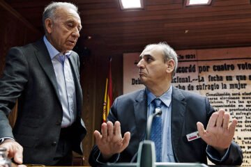 La contable de Red.es denuncia ante la Policía la «orden directa» de su superior para borrar información del empresario amigo de Begoña Gómez
