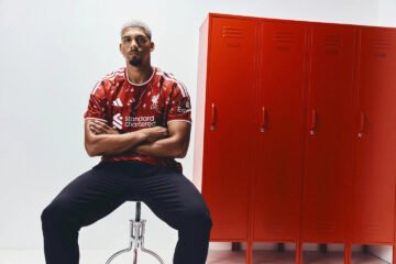 Ronald Araujo, cedido al Liverpool esta temporada con cláusula de compra