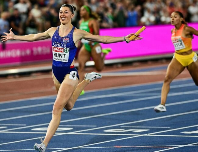 Bronce del relevo mixto 4×100 y Arce en el 3.000 y las chicas del 4×400 se quedan al borde de la medalla