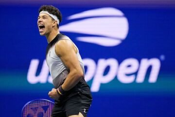 Shelton continúa con su idilio en Nueva York y jugará la final del US Open contra Zverev tras derrotar a Tiafoe