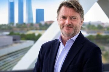 Telefónica ficha al CEO de Lenovo en España y crea una nueva unidad para gestionar su creciente negocio de dispositivos electrónicos