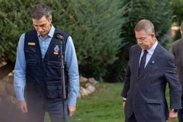Sánchez aplica con Puente el «escudo protector» de la ‘doctrina Marlaska’ para evitar que lo arrastre la crisis